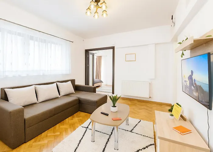 Old Town Comfort & Stylish Апартаменти Бухарест